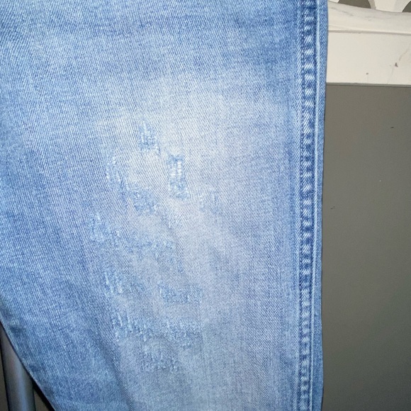 AMO DISTRESSED KATR DAYDREAM JEANS size 30 - Picture 4 of 7